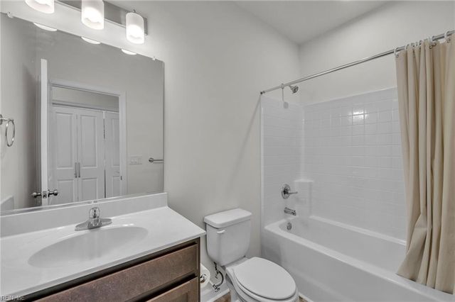 2003 Laycock Lane 102, Suffolk, VA 23435