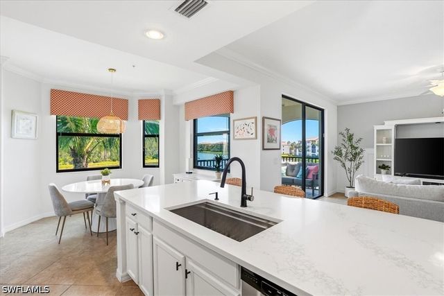 9554 Trevi CT 4737, Naples, FL 34113