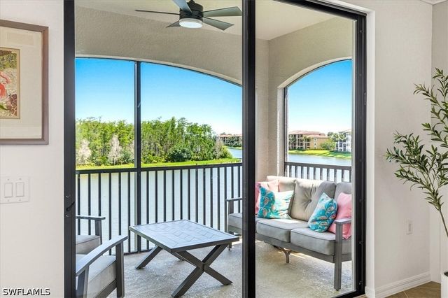 9554 Trevi CT 4737, Naples, FL 34113