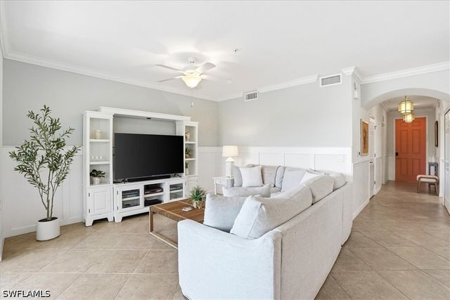9554 Trevi CT 4737, Naples, FL 34113