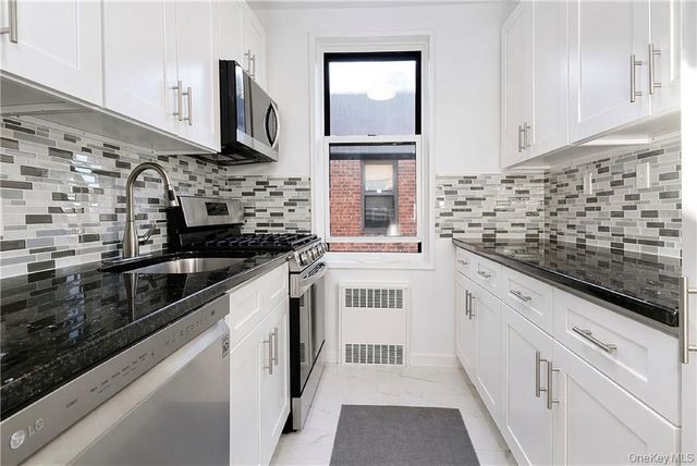 3025 Ocean Avenue 6E, Brooklyn, NY 11235