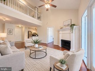 501 HUNGERFORD DR #438, Rockville, MD 20850