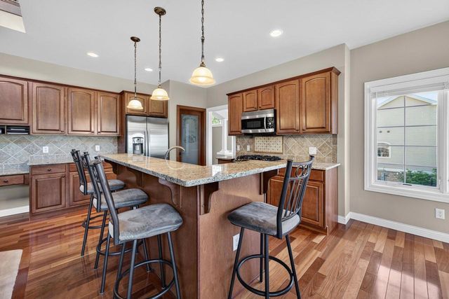 1516 Blue Ridge Trail, Waunakee, WI 53597