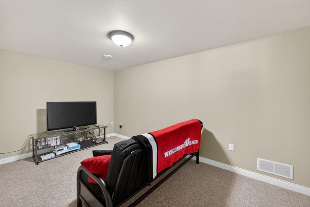 1516 Blue Ridge Trail, Waunakee, WI 53597