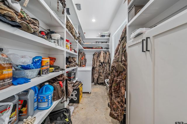 11527 CR 433, Tyler, TX 75704