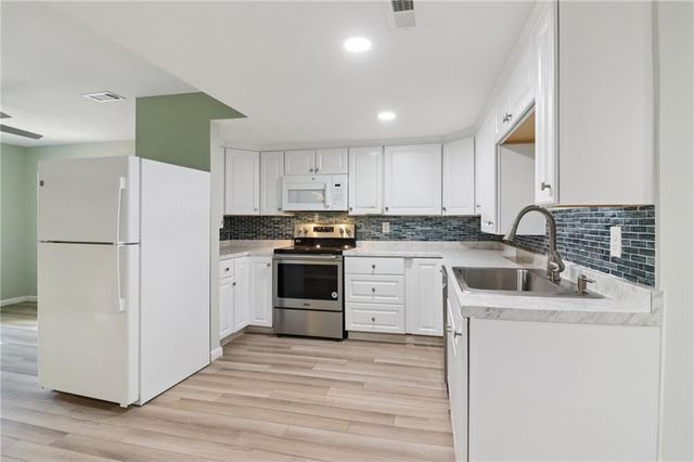 937 Hidden Falls SE Lane, Smyrna, GA 30082