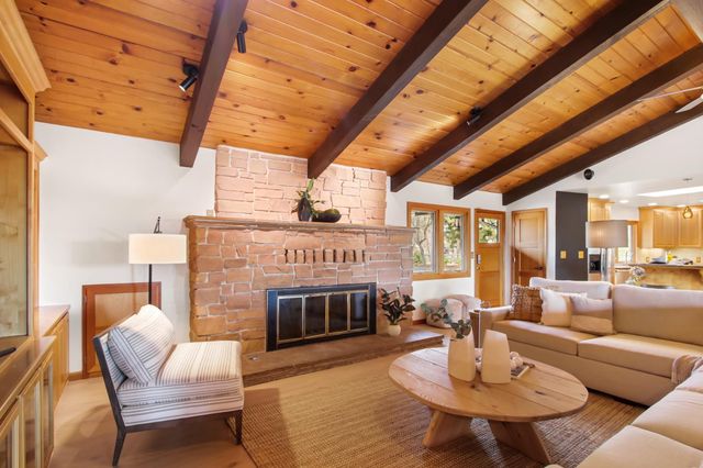 38385 Larue Way, Davis, CA 95616