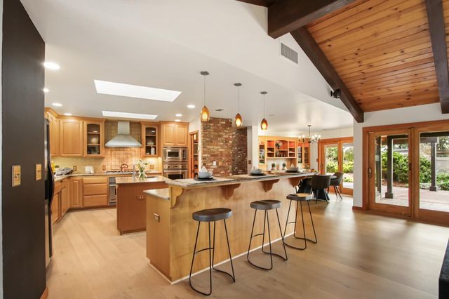 38385 Larue Way, Davis, CA 95616