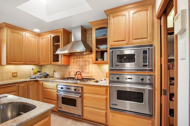 38385 Larue Way, Davis, CA 95616