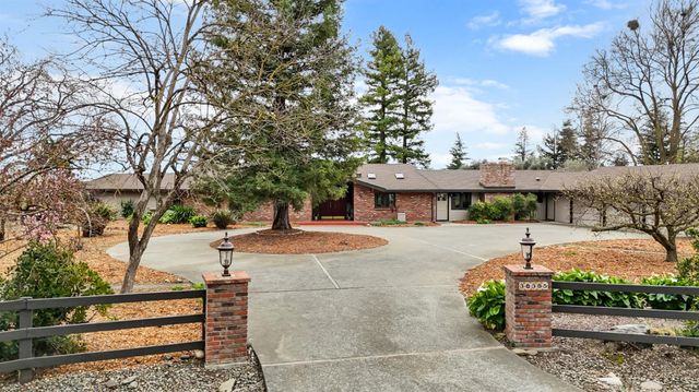 38385 Larue Way, Davis, CA 95616