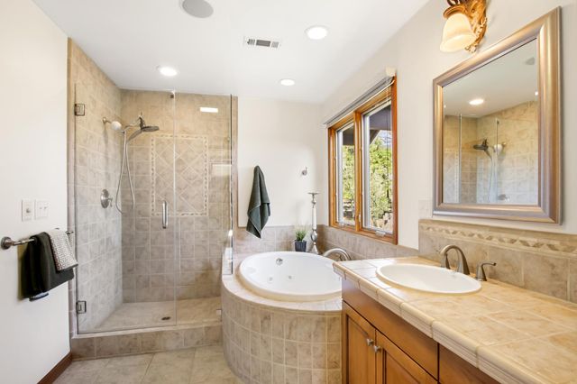 38385 Larue Way, Davis, CA 95616