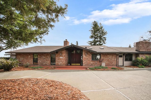 38385 Larue Way, Davis, CA 95616