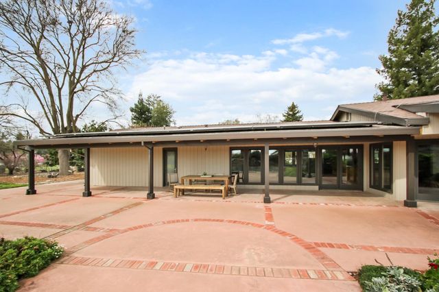 38385 Larue Way, Davis, CA 95616