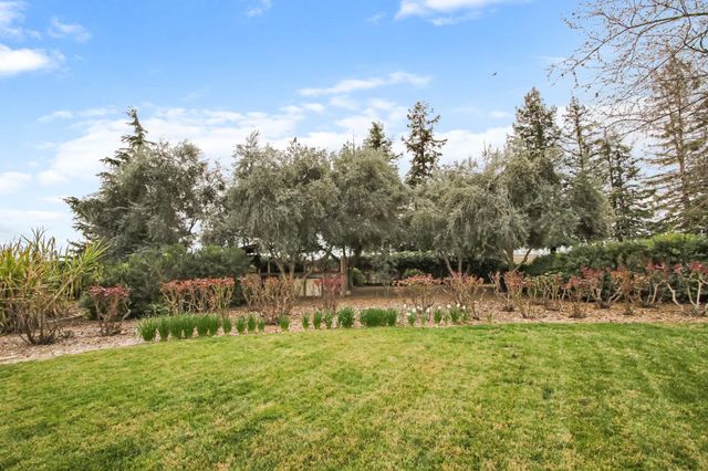 38385 Larue Way, Davis, CA 95616