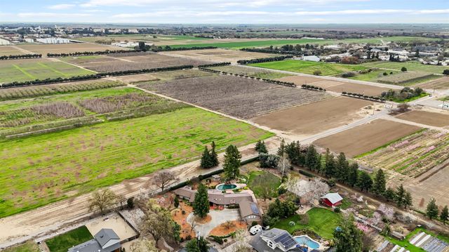 38385 Larue Way, Davis, CA 95616