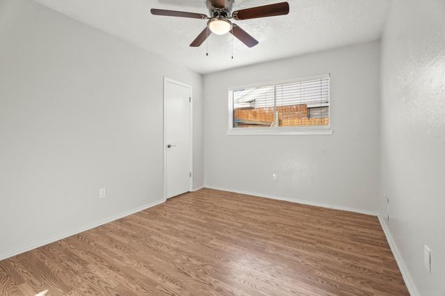 16426 Forest Bend Avenue, Friendswood, TX 77546