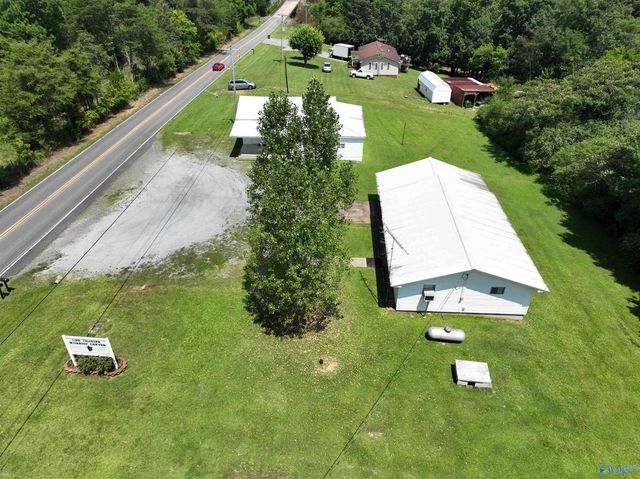 5028 County Road 27, Fort Payne, AL 35968