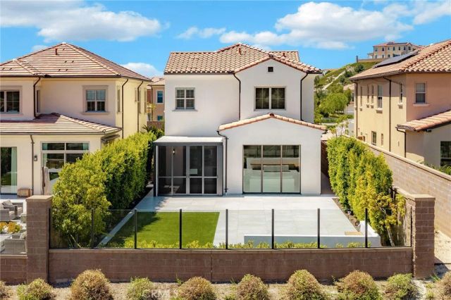 130 Tomahawk, Irvine, CA 92618