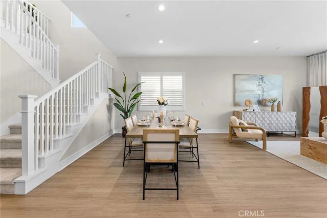 130 Tomahawk, Irvine, CA 92618