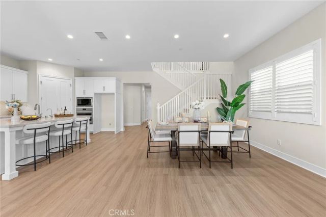130 Tomahawk, Irvine, CA 92618