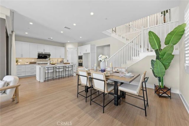 130 Tomahawk, Irvine, CA 92618