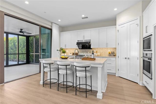 130 Tomahawk, Irvine, CA 92618