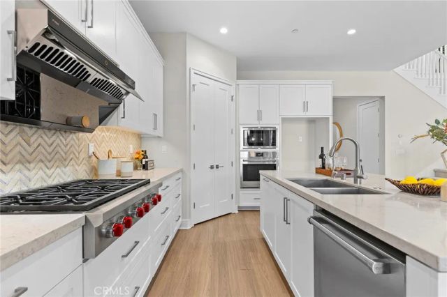 130 Tomahawk, Irvine, CA 92618