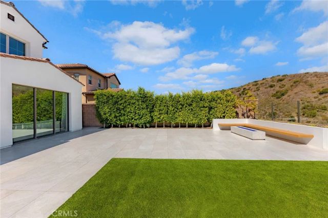 130 Tomahawk, Irvine, CA 92618