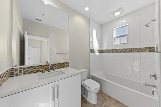130 Tomahawk, Irvine, CA 92618