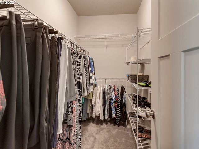 472 Sw 16TH Ave, Canby, OR 97013