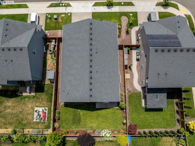 472 Sw 16TH Ave, Canby, OR 97013