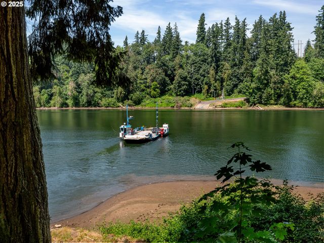 472 Sw 16TH Ave, Canby, OR 97013