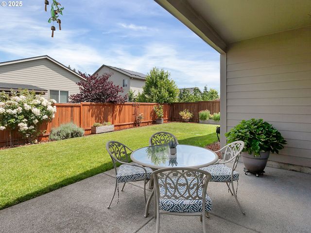 472 Sw 16TH Ave, Canby, OR 97013