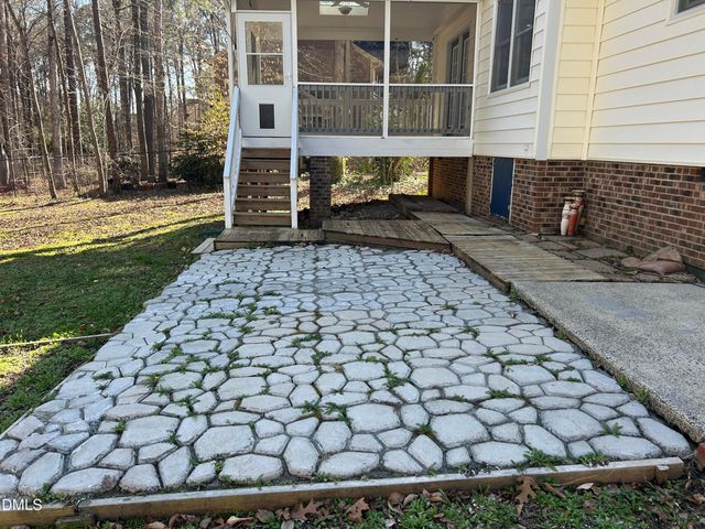 5608 Frenchmans Creek Drive, Durham, NC 27713