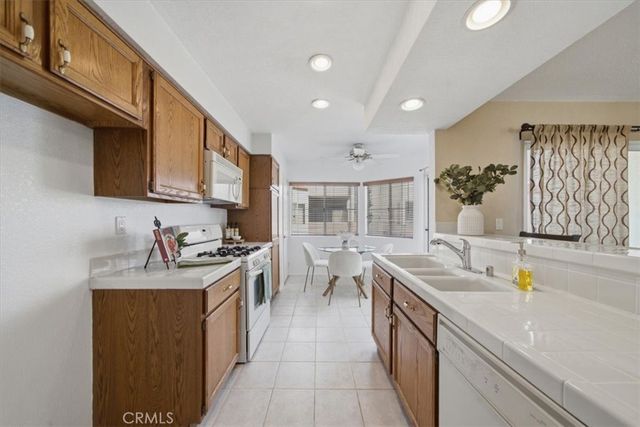 5455 Sylmar 1402, Sherman Oaks, CA 91401