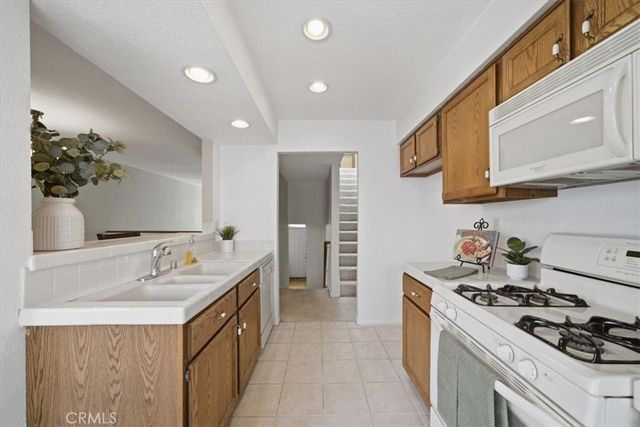 5455 Sylmar 1402, Sherman Oaks, CA 91401