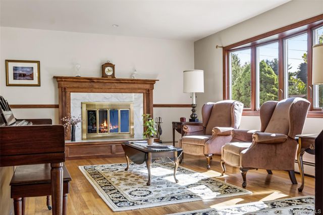 1035 Theresa Drive, Mattituck, NY 11952
