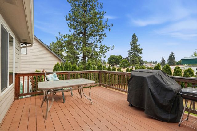 6906 N NAPA St, Spokane, WA 99217