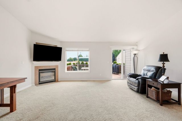 6906 N NAPA St, Spokane, WA 99217