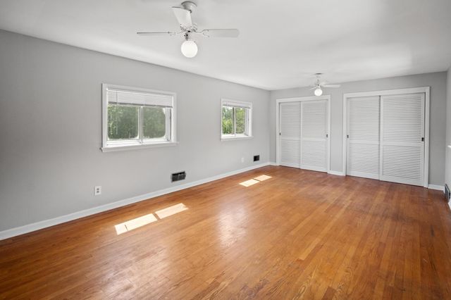 35 E 40th Street, Latonia, KY 41015