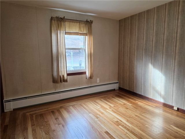 473 River Road, Lincoln, RI 02865