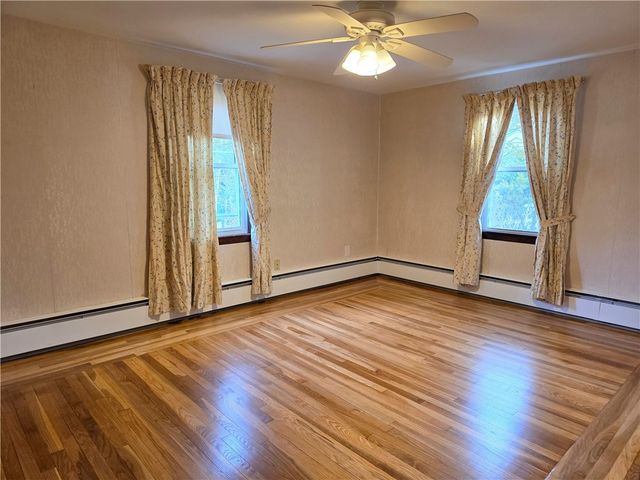 473 River Road, Lincoln, RI 02865