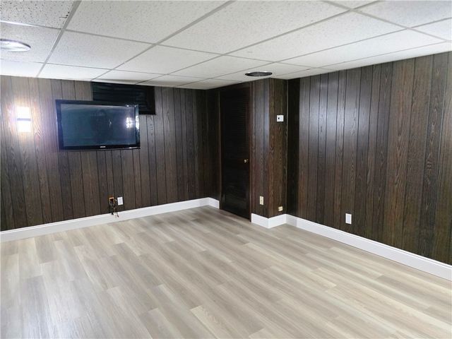 473 River Road, Lincoln, RI 02865