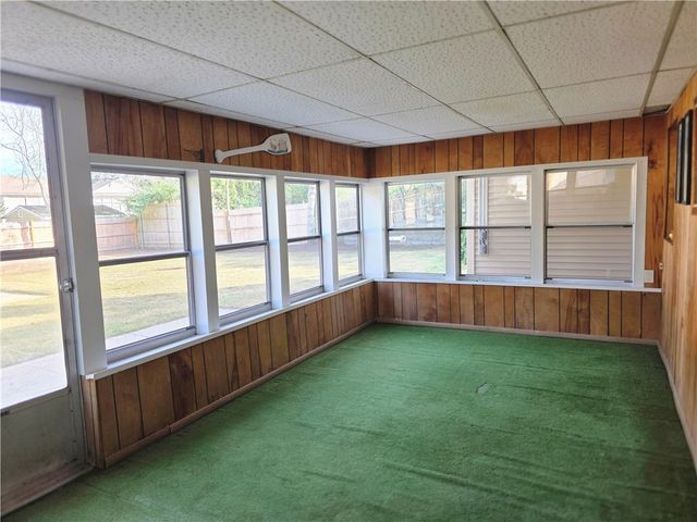 473 River Road, Lincoln, RI 02865