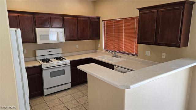 1154 Maple Pines Avenue, North Las Vegas, NV 89081