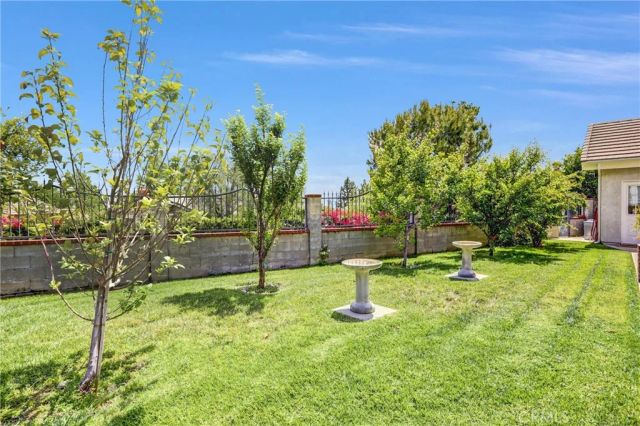5787 Ridgeway Rd, Rancho Cucamonga, CA 91701