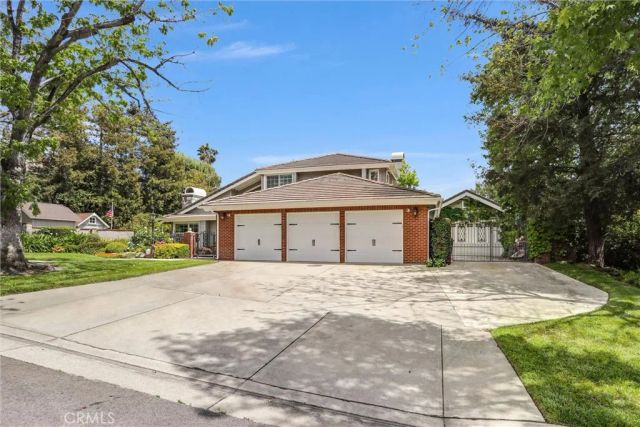 5787 Ridgeway Rd, Rancho Cucamonga, CA 91701