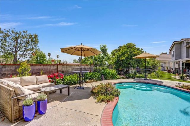 5787 Ridgeway Rd, Rancho Cucamonga, CA 91701