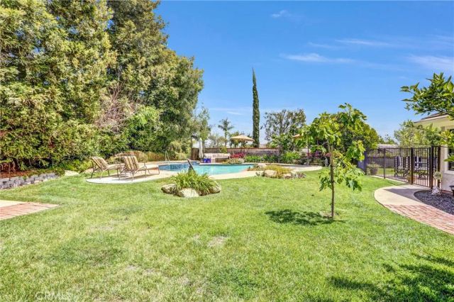 5787 Ridgeway Rd, Rancho Cucamonga, CA 91701
