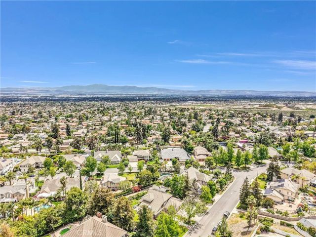 5787 Ridgeway Rd, Rancho Cucamonga, CA 91701